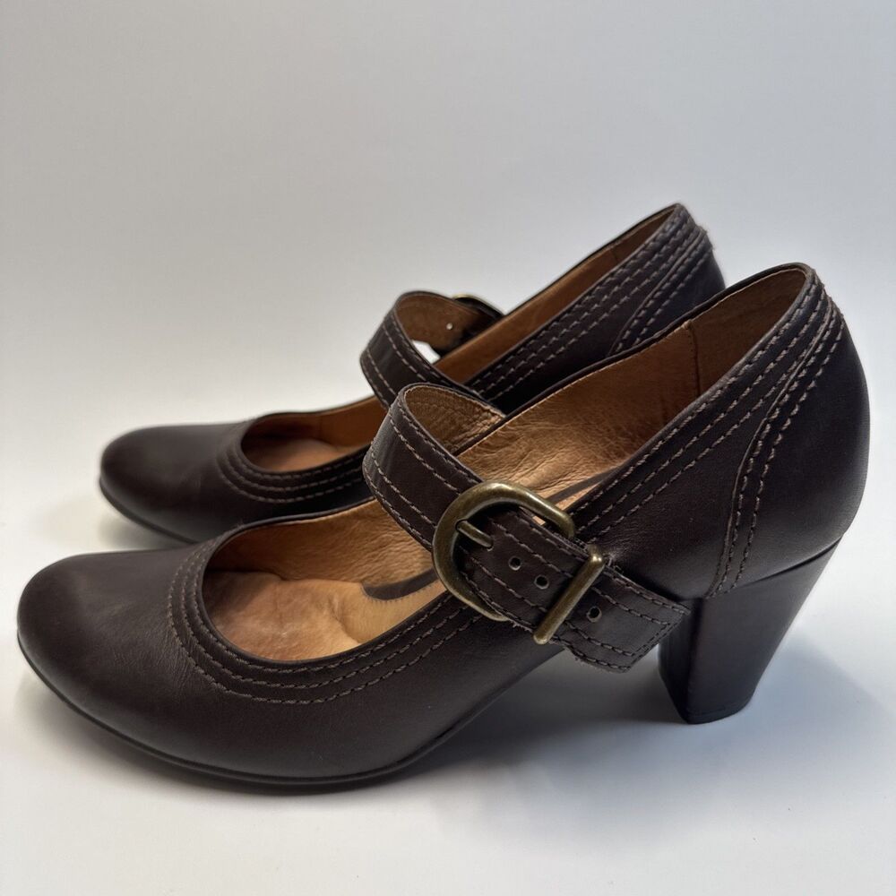 Nurture Womens Brown Leather Padded Comfort Heeled Mary Jane Pump, Size 9M